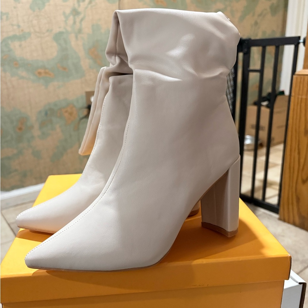 Off white knee high Boots